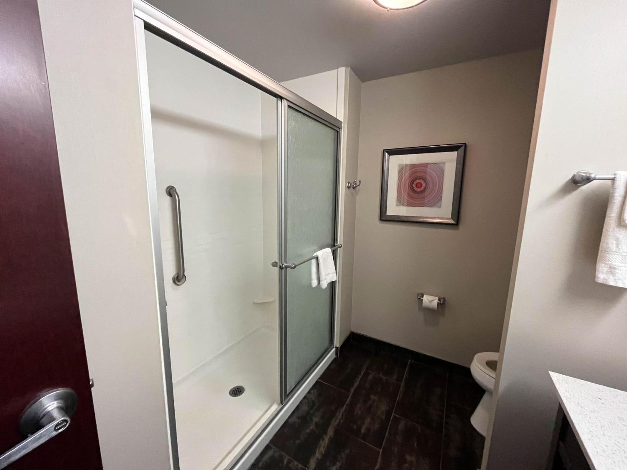 Quality Inn & Suites Pearsall Экстерьер фото