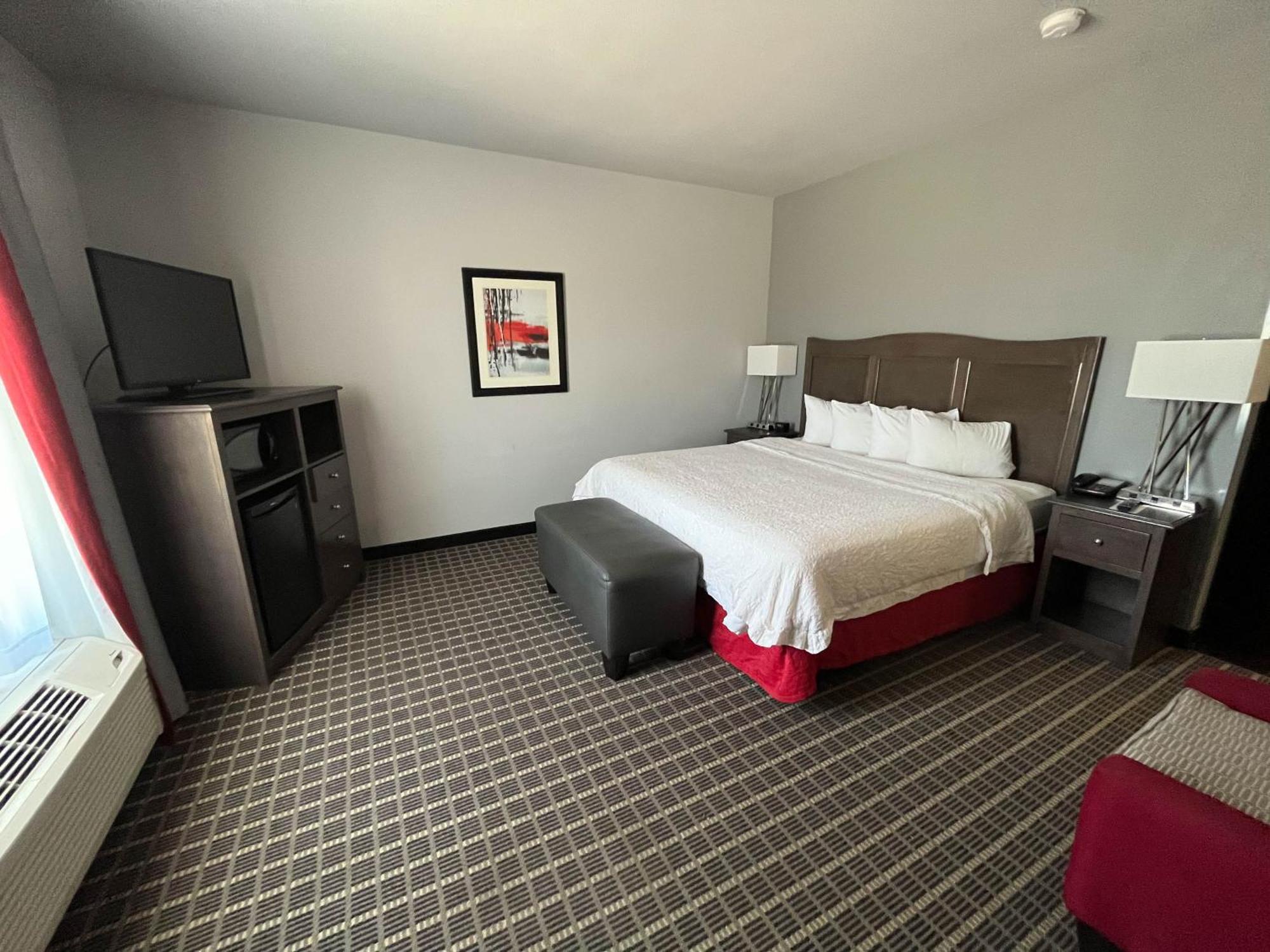 Quality Inn & Suites Pearsall Экстерьер фото